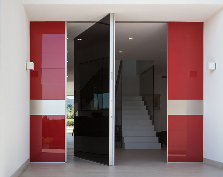 Oikos Synua, de inbraakwerende design taatsdeur, geschikt voor zeer grote afmetingen en een strak entree